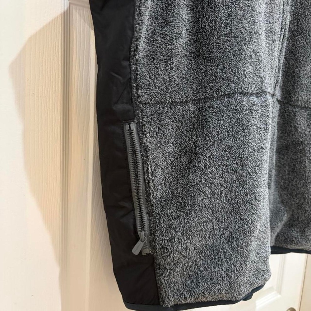 Tommy Bahama gray heathered fleece vest size XXL - Picture 3 of 8